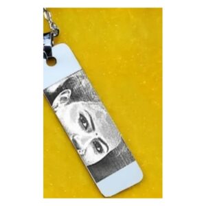 Sketch Bar Pendant Necklace – Personalised Portrait Sketch Jewellery in Steel